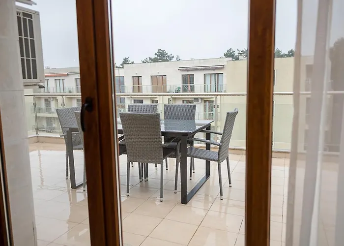 Moonlight Terrace - Panoramic Views, Luxe Comfort By Flat Mаnаger 公寓 圣君士坦丁和海伦那