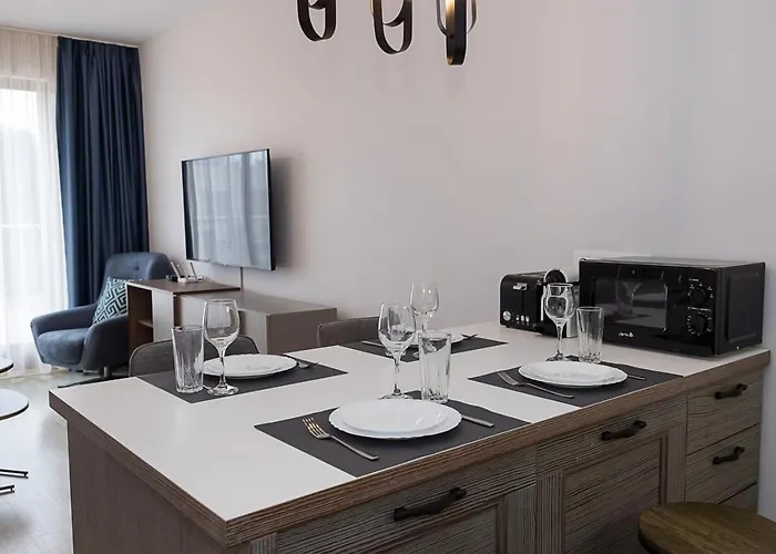 Moonlight Terrace - Panoramic Views, Luxe Comfort By Flat Mаnаger * 圣君士坦丁和海伦那